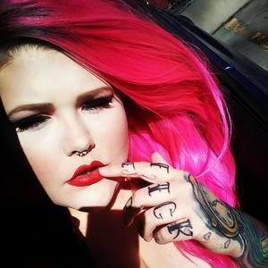 Meet your Posher, Debbie